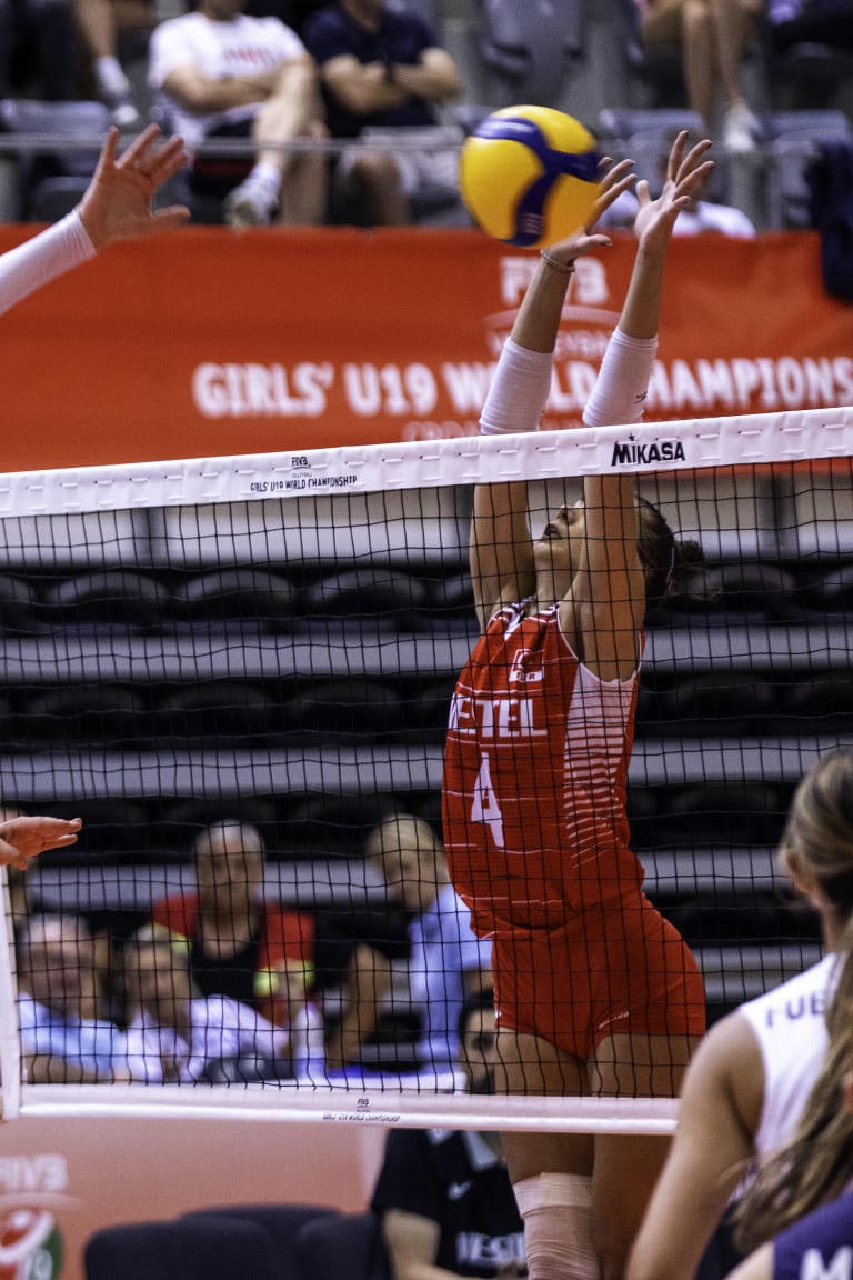 Brilliant Vander Wal takes MVP award at U19 Worlds