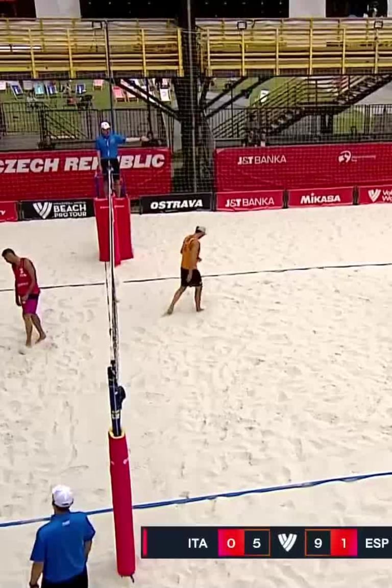 Adrian Gavira Collado Top Plays vs. Carambula Rossi_5814268