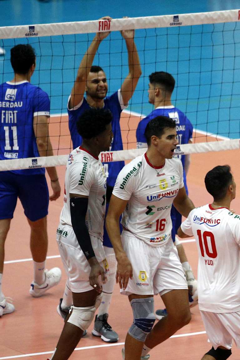 Elian on fire as FUNVIC end Minas’ unbeaten Superliga run