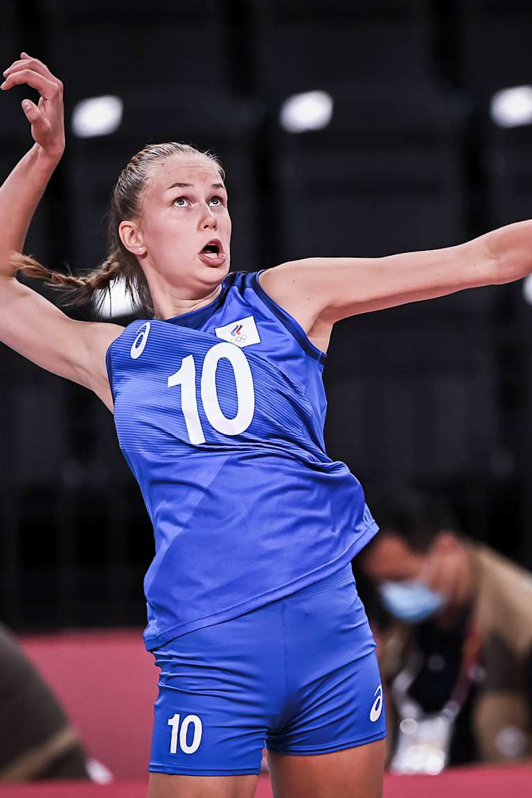 Fedorovtseva rocks service game in Tokyo