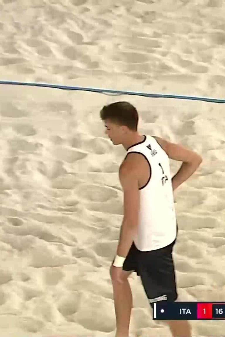 Paolo Nicolai Successful Blocks Leader in Nicolai Cottafava vs. Alvaro Filho Evandro - Top Successful Blocks_5808786