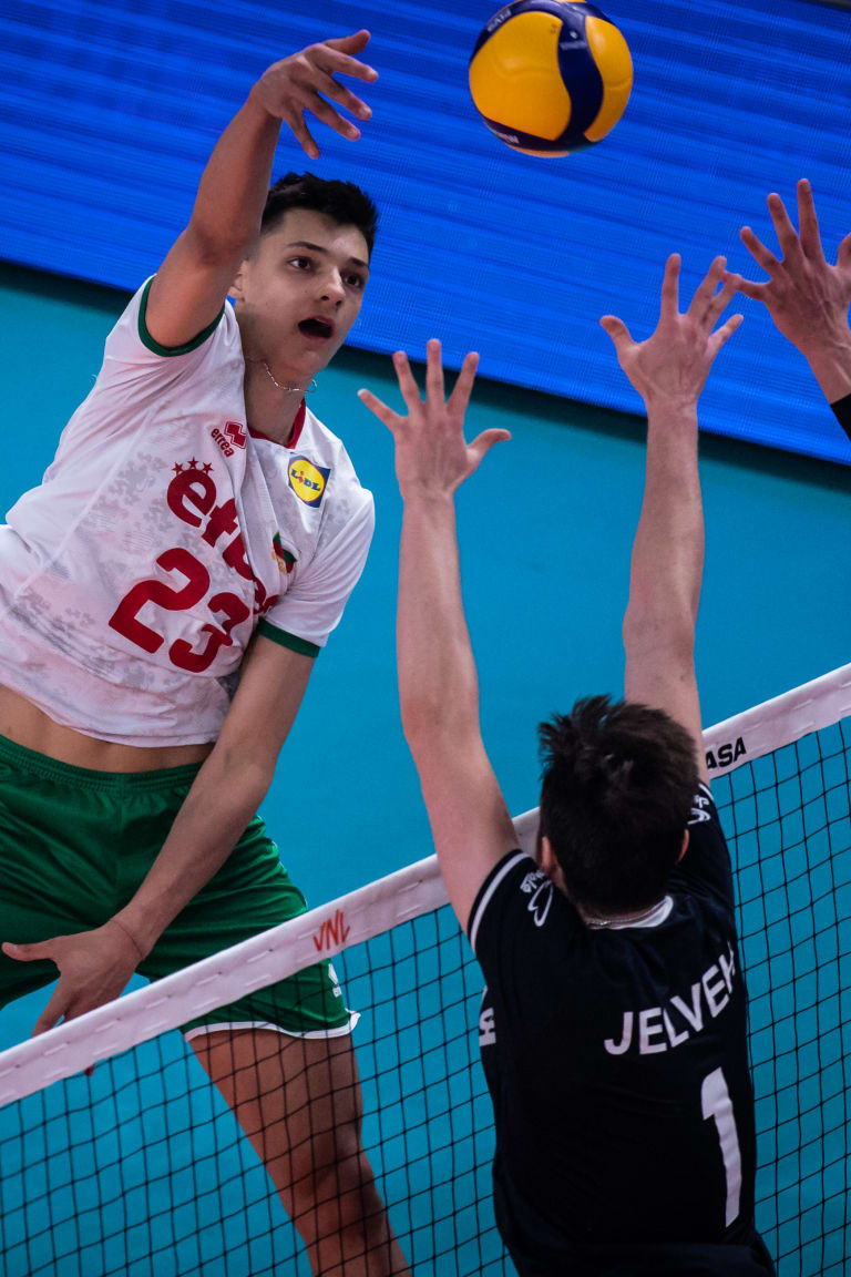 Rising star Nikolov leads Bulgaria to first VNL win