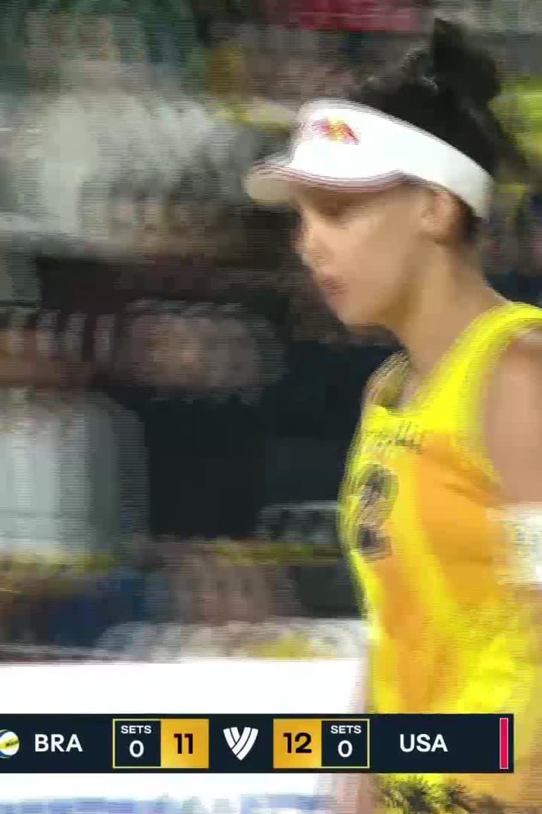 Eduarda_Santos_Lisboa_Top_Plays_vs._Hughes/Cheng_9011995