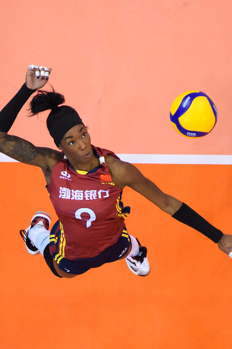 Hooker to star in Puerto Rican League