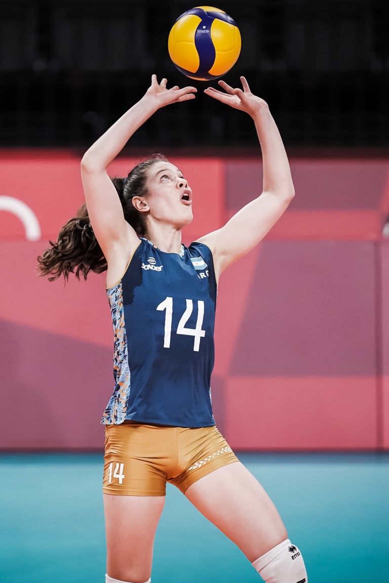 Mayer prende appunti dalle lezioni di Tokyo