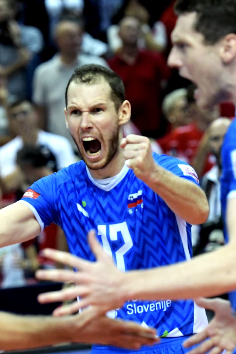 Slovenia, Italy upset favourites to make EuroVolley final