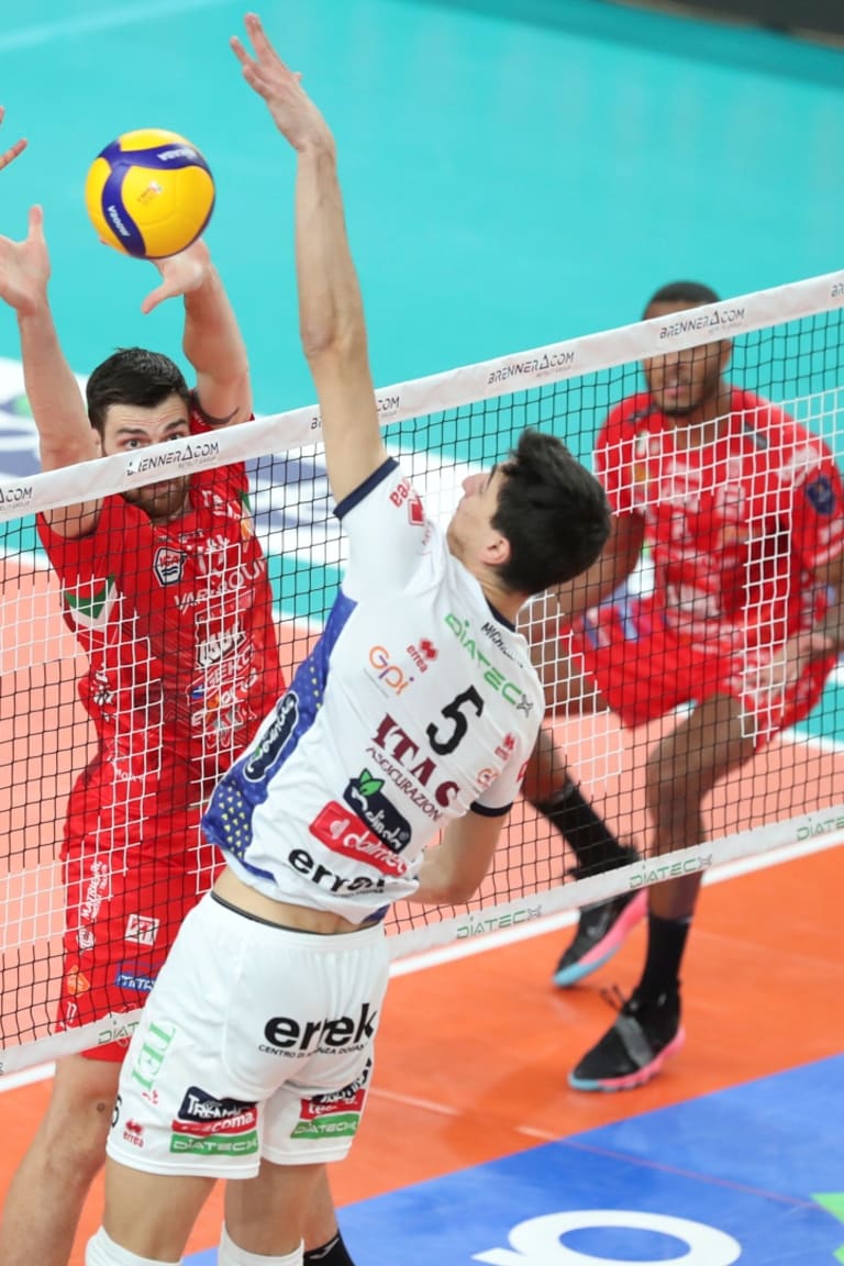 Michieletto spikes 21 to keep Trentino unbeaten