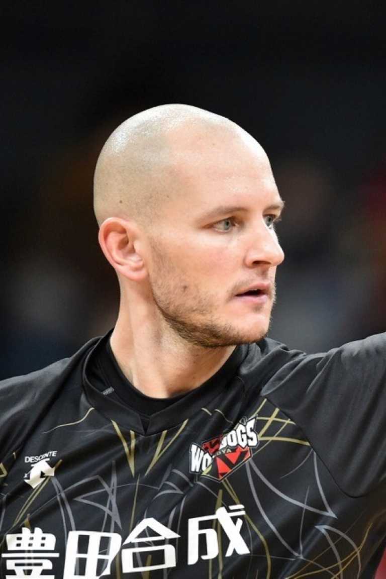 Blazers and Wolfdogs overtake Panthers for joint top spot, JT Marvelous extend win streak to eight in Japan V.League