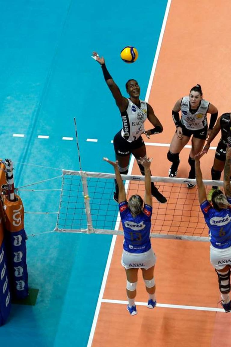 Olympians push Praia to fourth-straight win over Minas