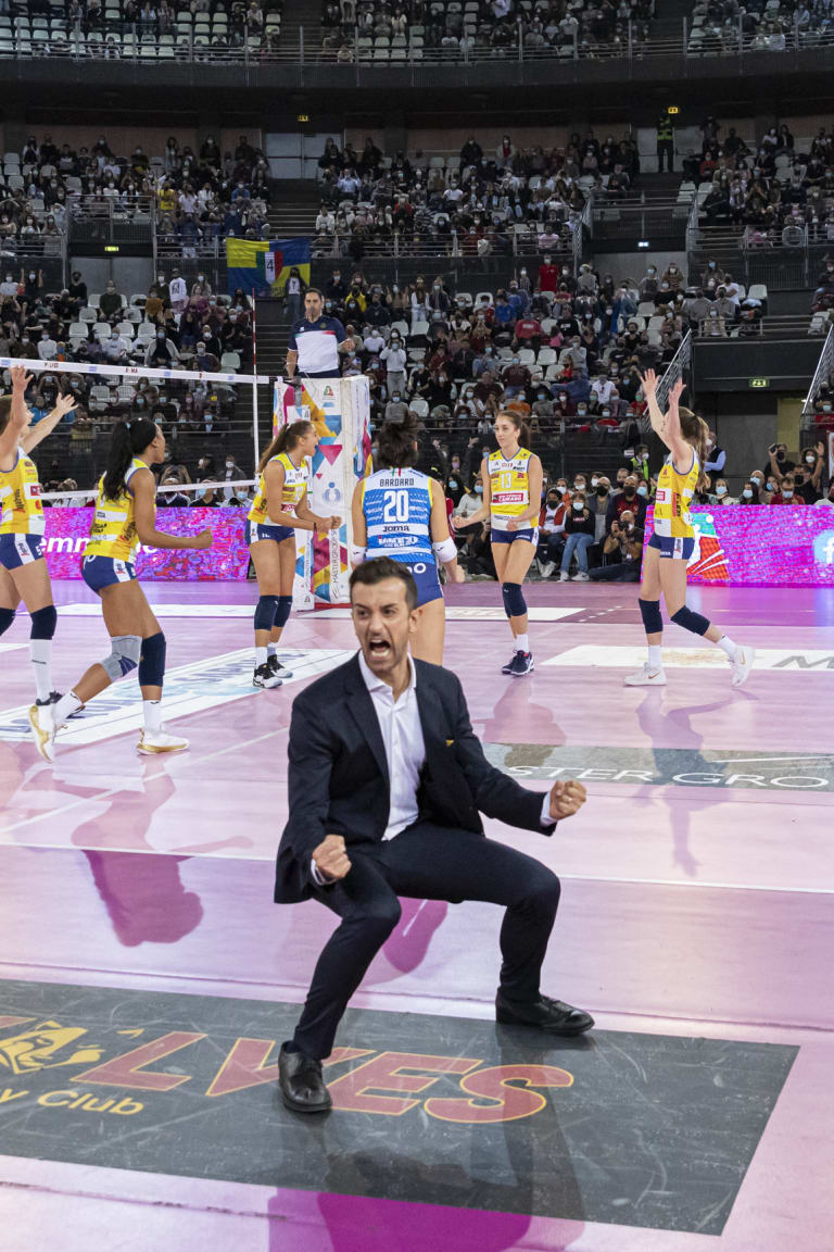 Santarelli new head coach of world champions Serbia