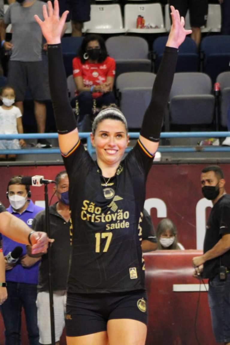 Kestirengoz has dream debut in Brazilian derby