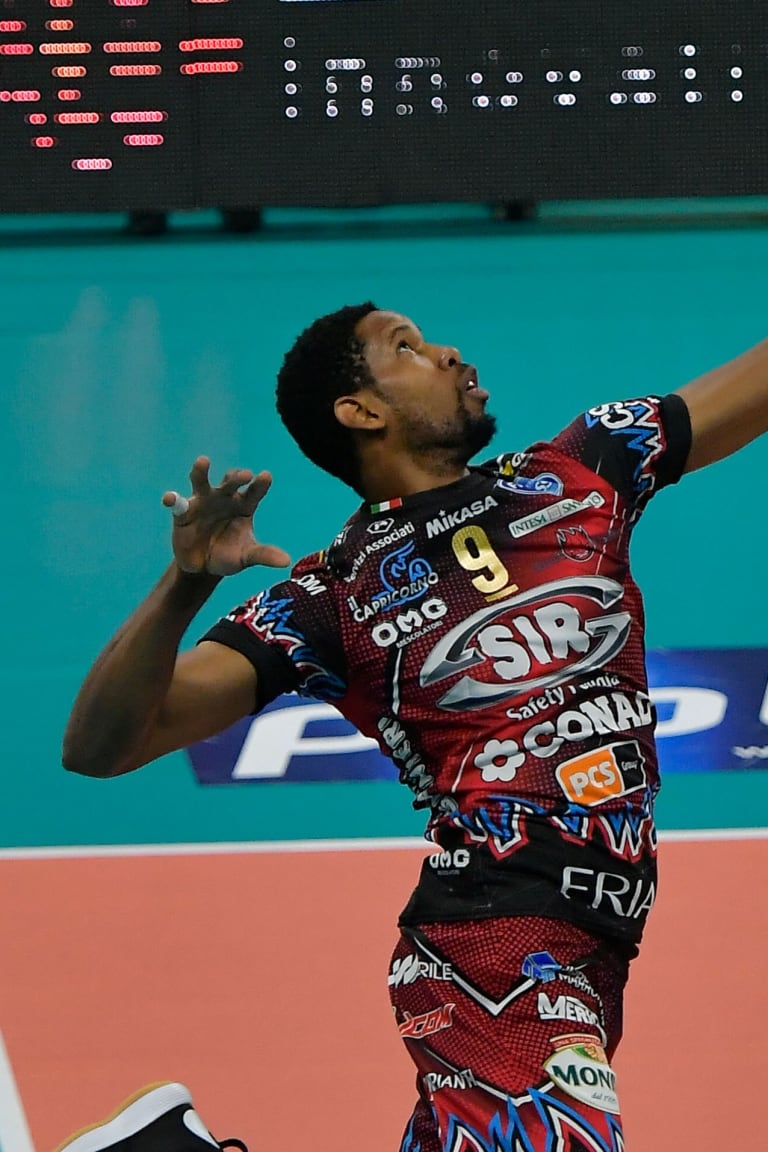 Leon to stay at Perugia till 2025