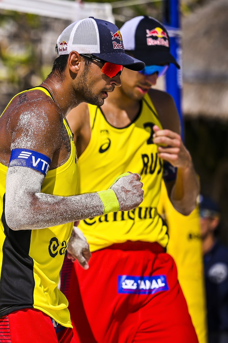 Watch: The Best of Krasilnikov/Stoyanovskiy