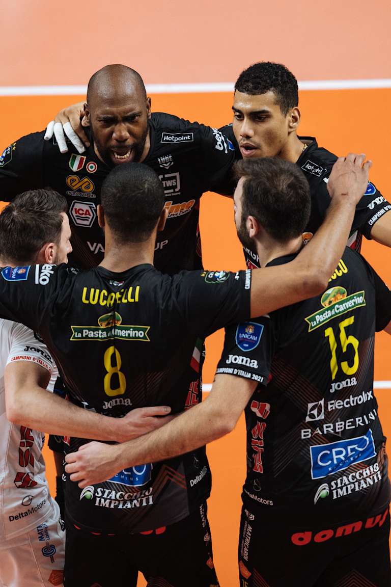 Way to replace Zaytsev, Gabi Garcia!