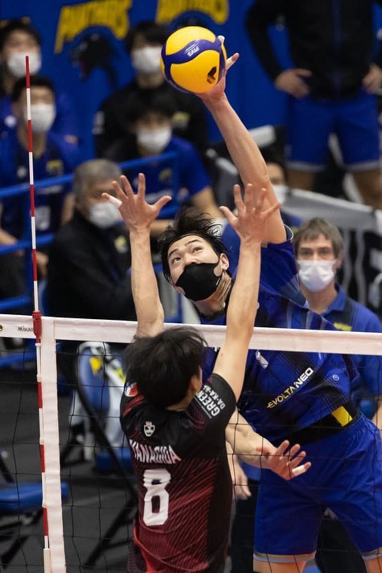 Shimizu leads Panthers in men's V. League shake-up