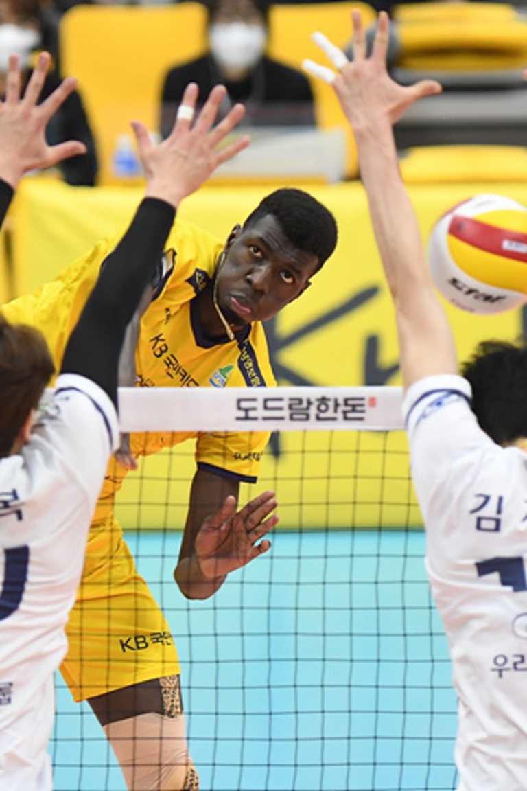 Noumory Keita scores 54 in a single match again!