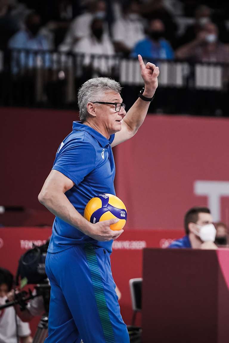 Renan hints at new faces for Brazil's VNL roster