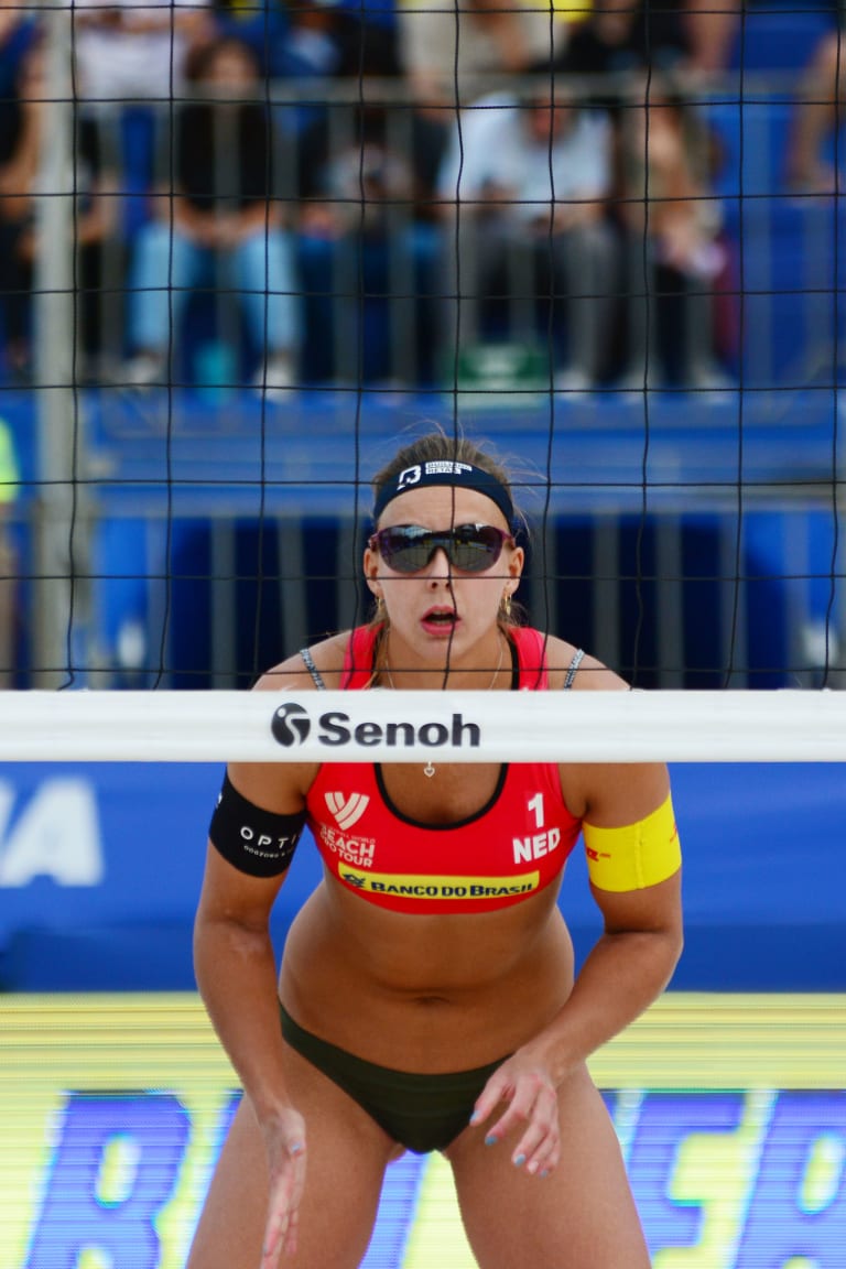 Stam and Schoon to meet Lithuanian qualifiers in Doha debut