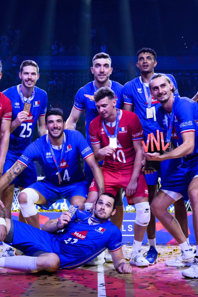 Teamwork helps France to first VNL title