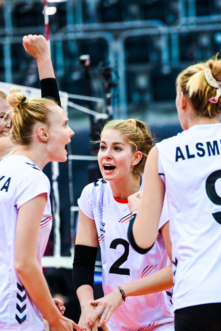 Germany rebound with 3-1 over Thailand