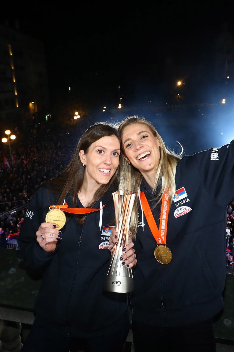Serbian world champions welcomed by huge crowd in Belgrade