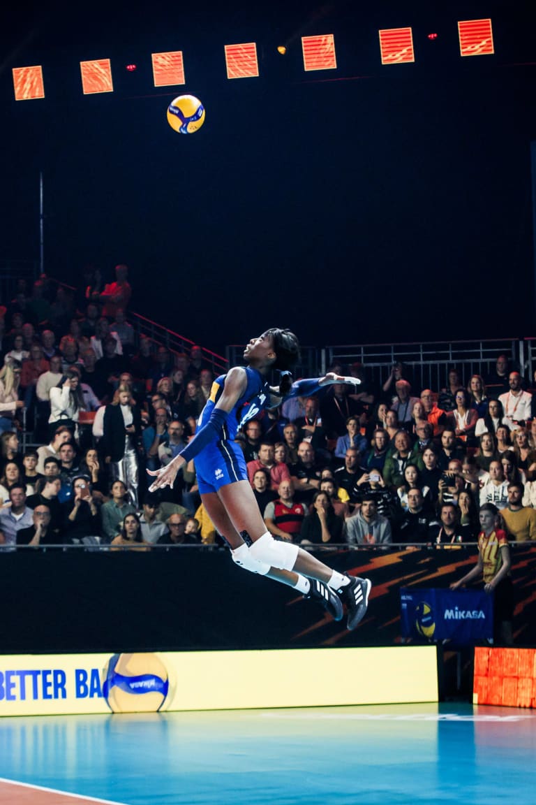 Women's World Championship - Top serves of the finals