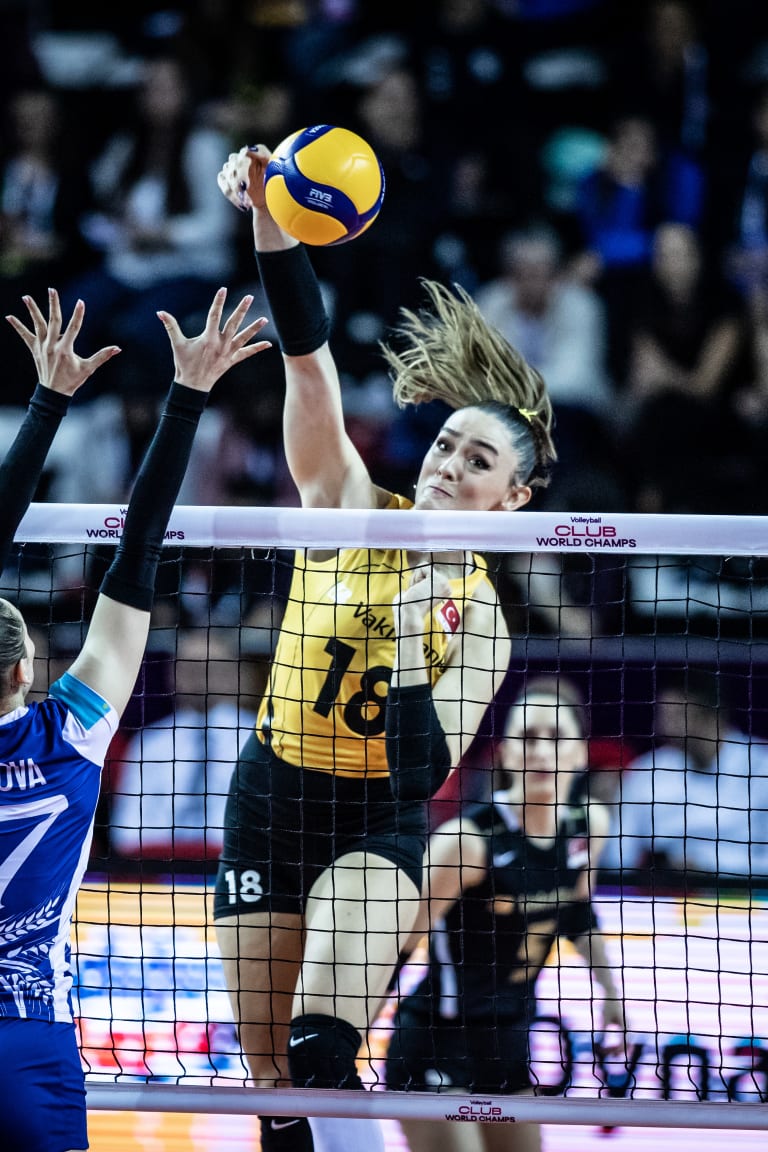 Turkish teams start strong in Antalya