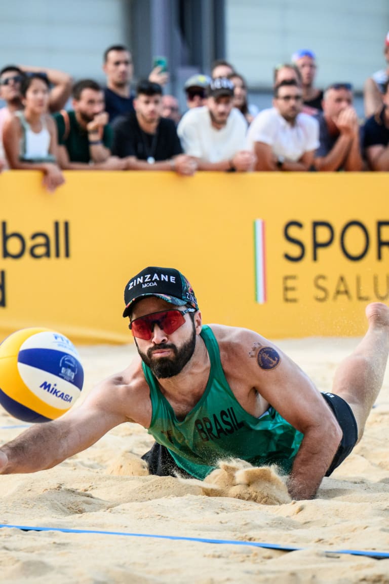 Brazilian legend Bruno Schmidt ends playing career