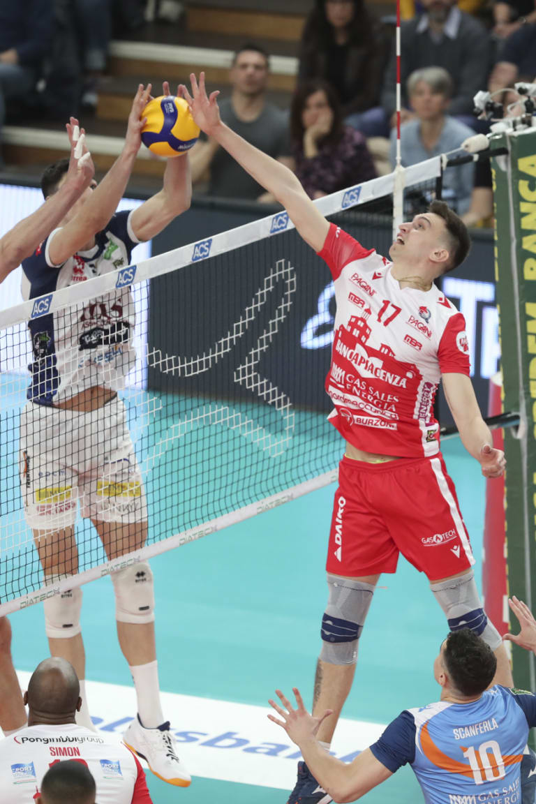 Piacenza fight back and extend SuperLega semifinals
