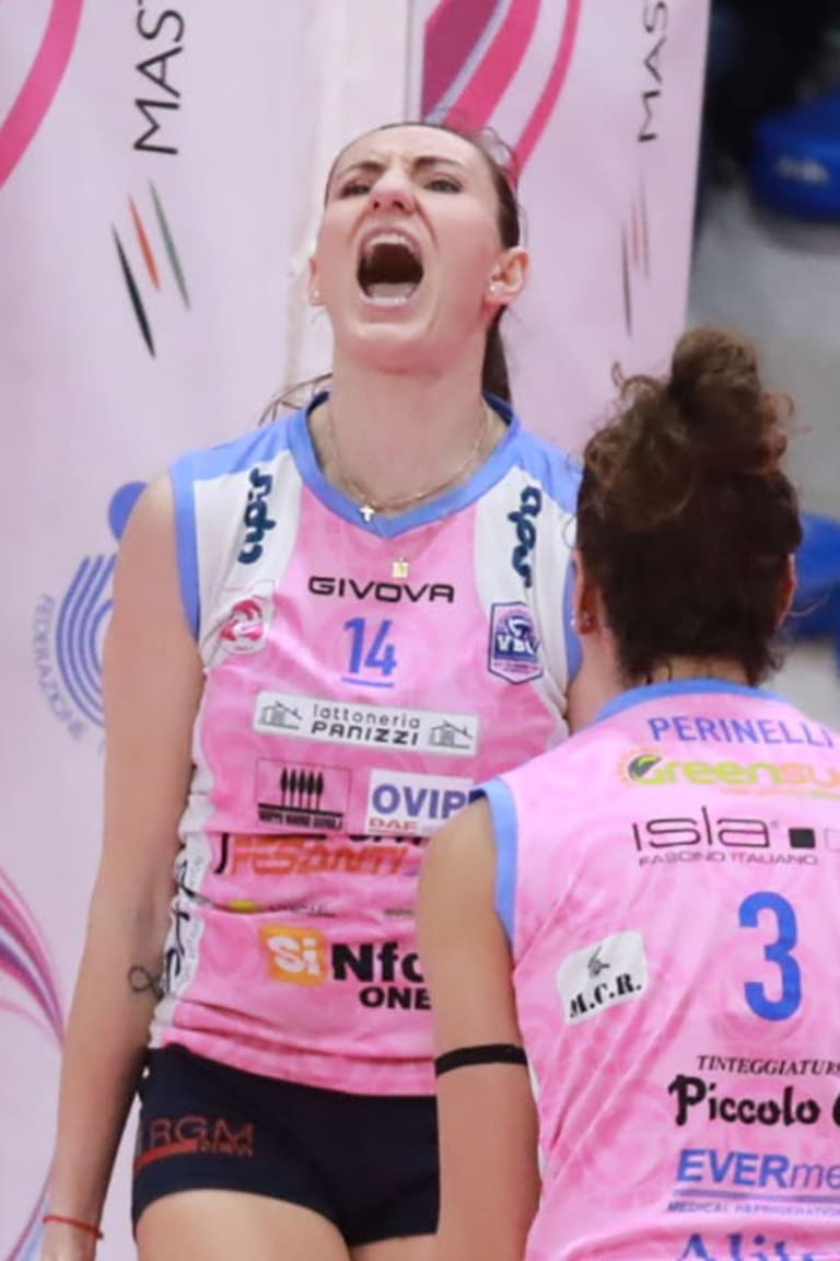 Dimitrova on fire as Trasportipesanti level series with Vero Volley