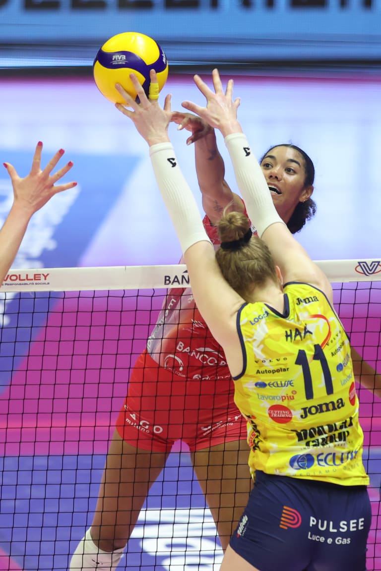 Vero Volley strikes back