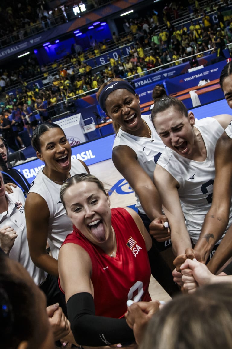 Dominant Americans silence the crowd and sweep Brazil