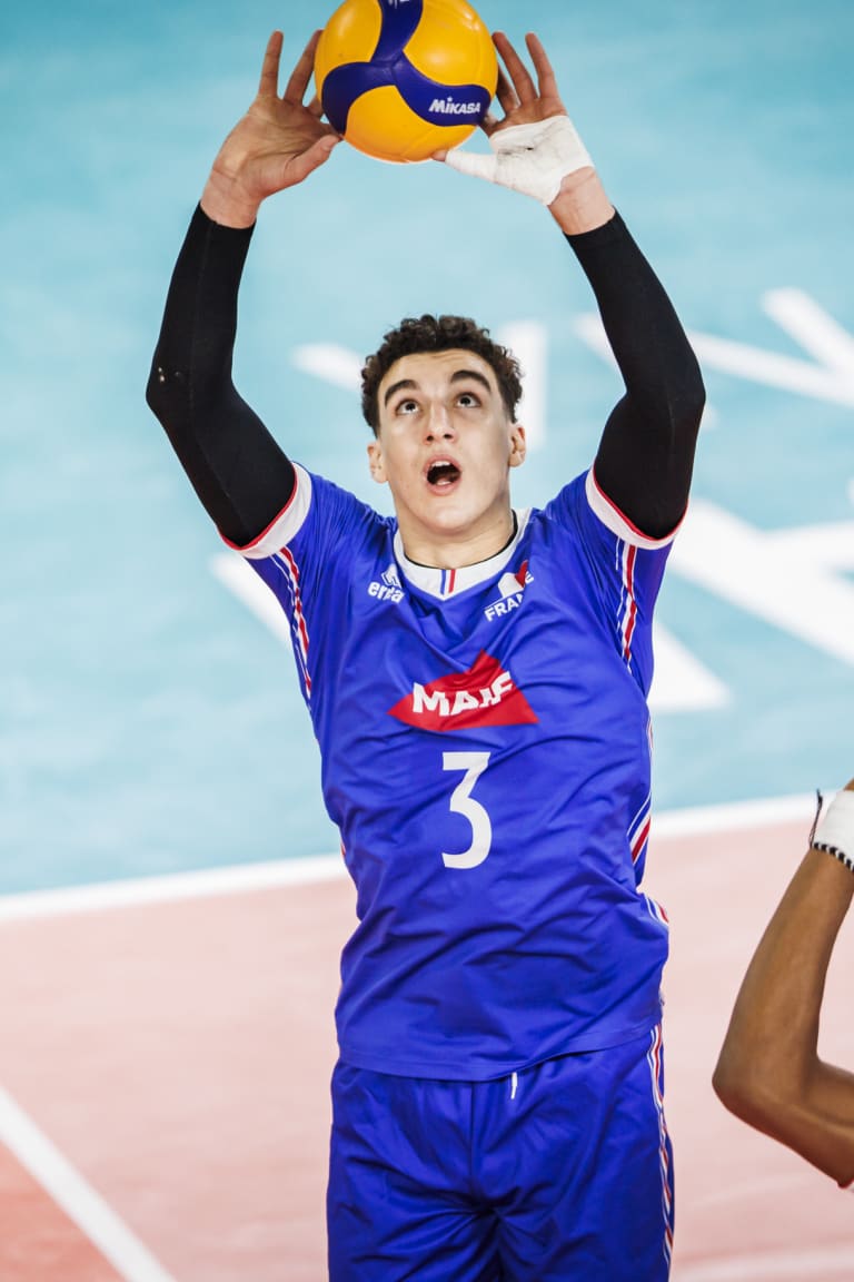 France and Iran cruise on to U19 boys’ final