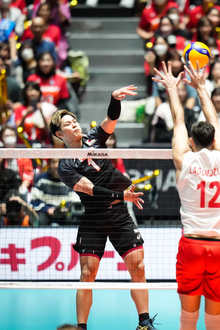 Il Giappone e la Serbia accelerano a Tokyo