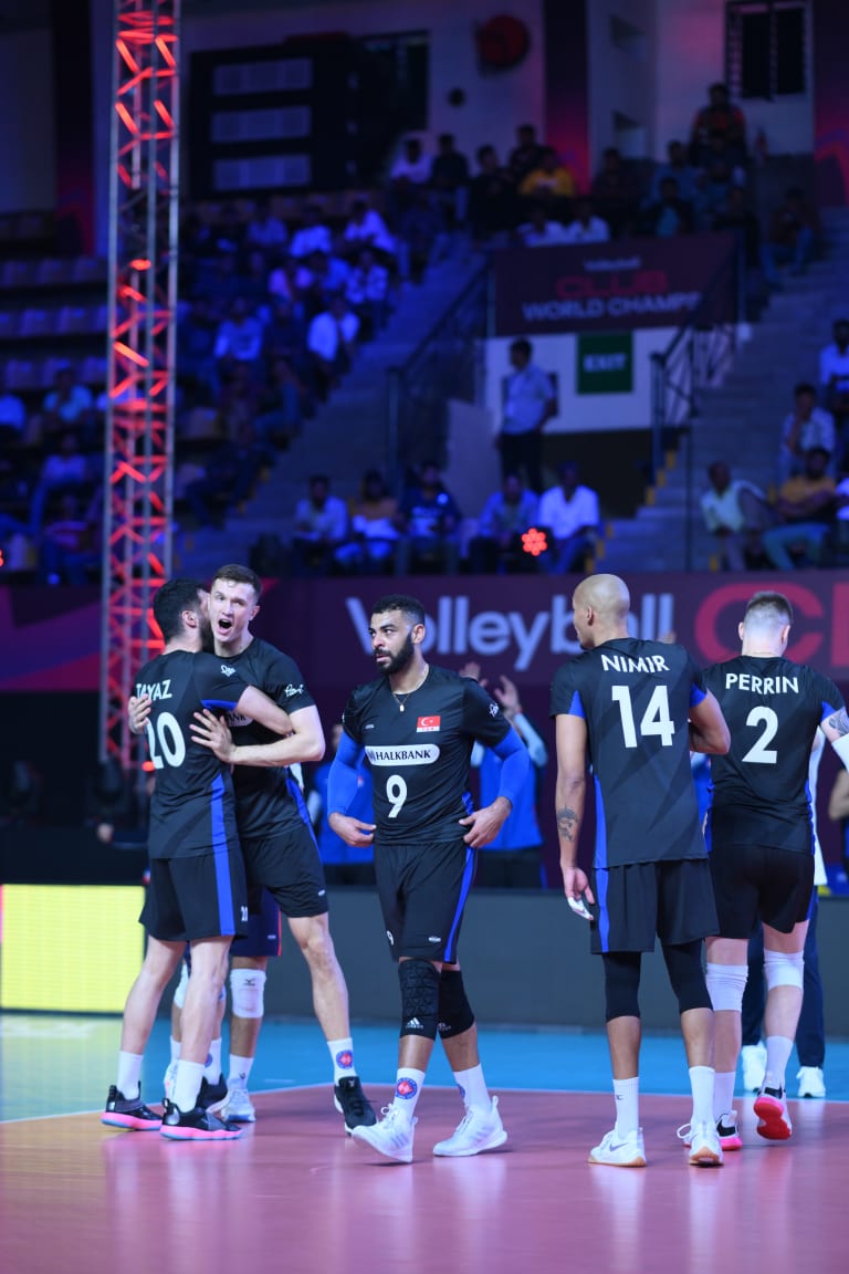 Halkbank score big win and advance to play Perugia in the semis