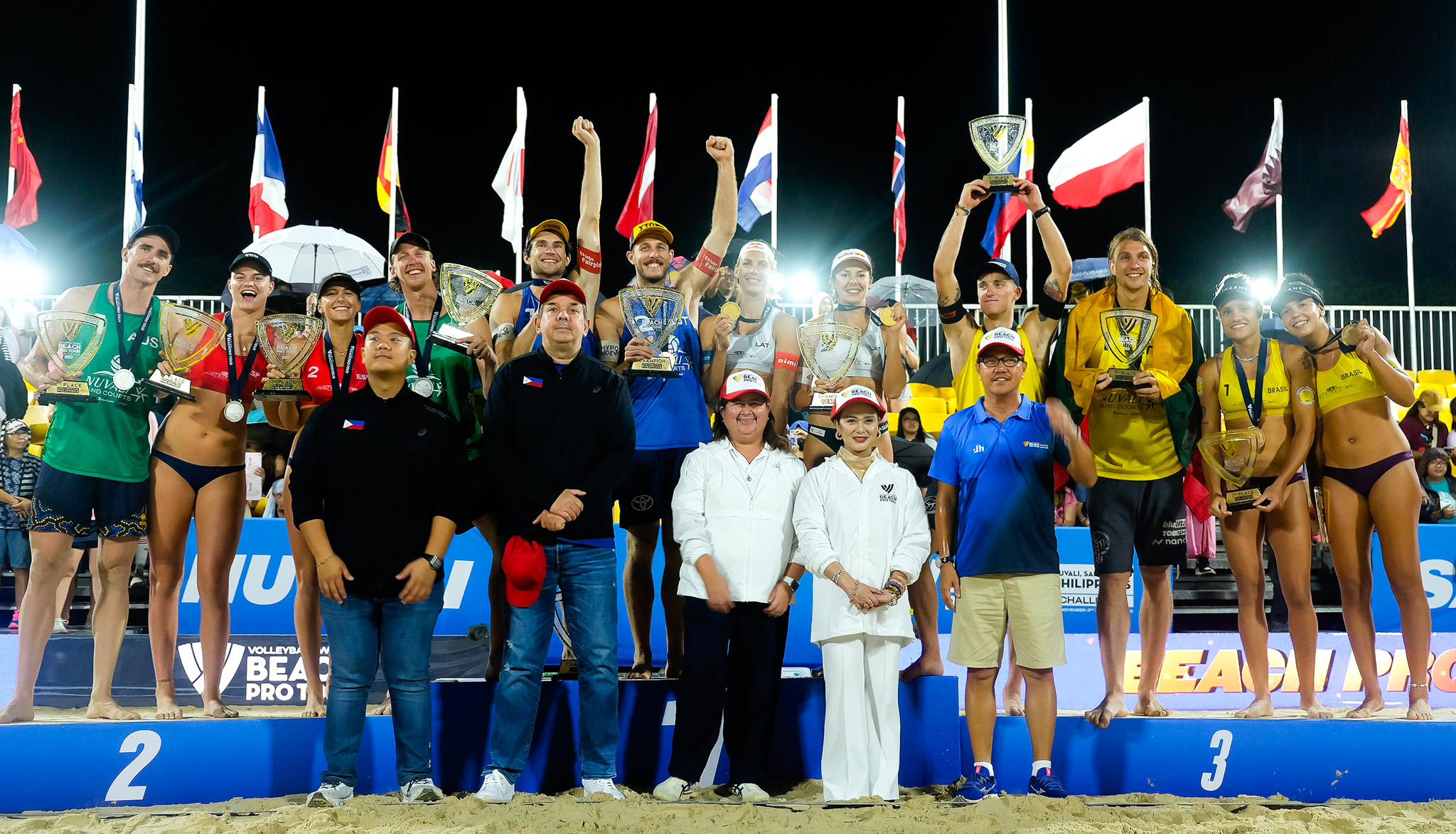 anastasija-tina-celebrate-first-ever-world-level-gold