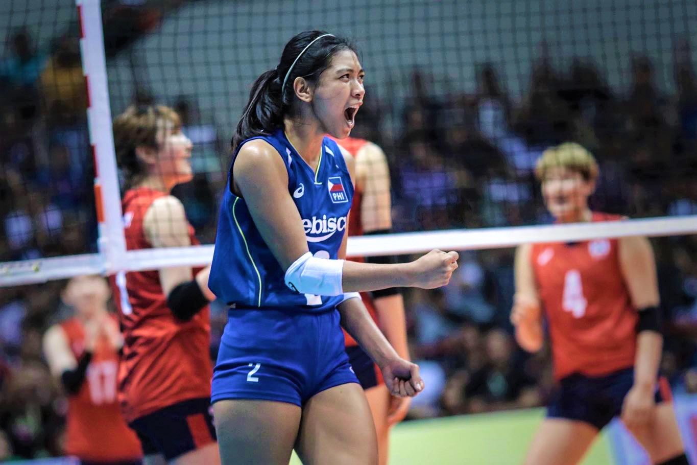 alyssa-valdez-joins-1m-club-on-facebook-volleyballworld