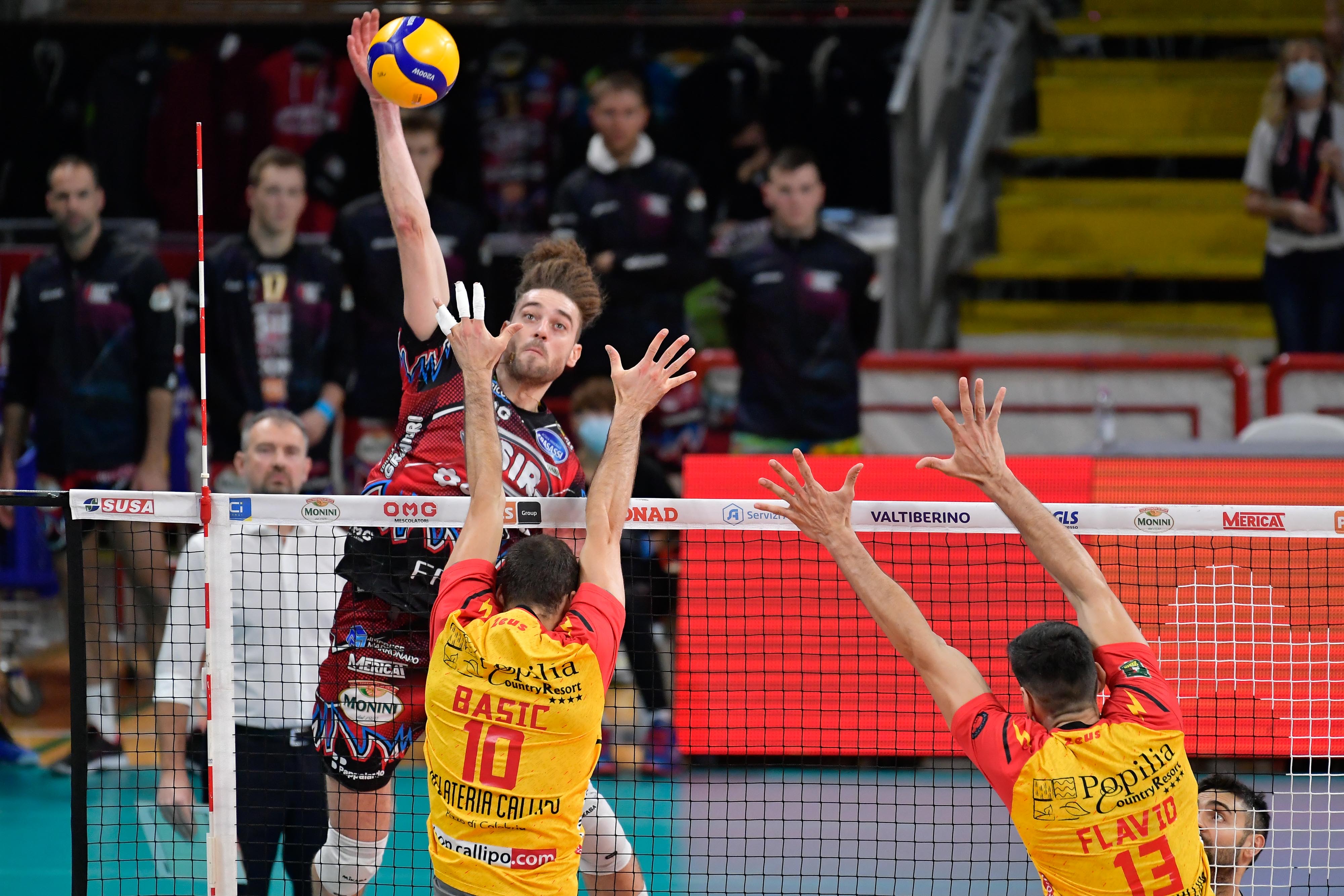 Rychlicki helps Perugia close in on Italy league leaders Lube volleyballworld