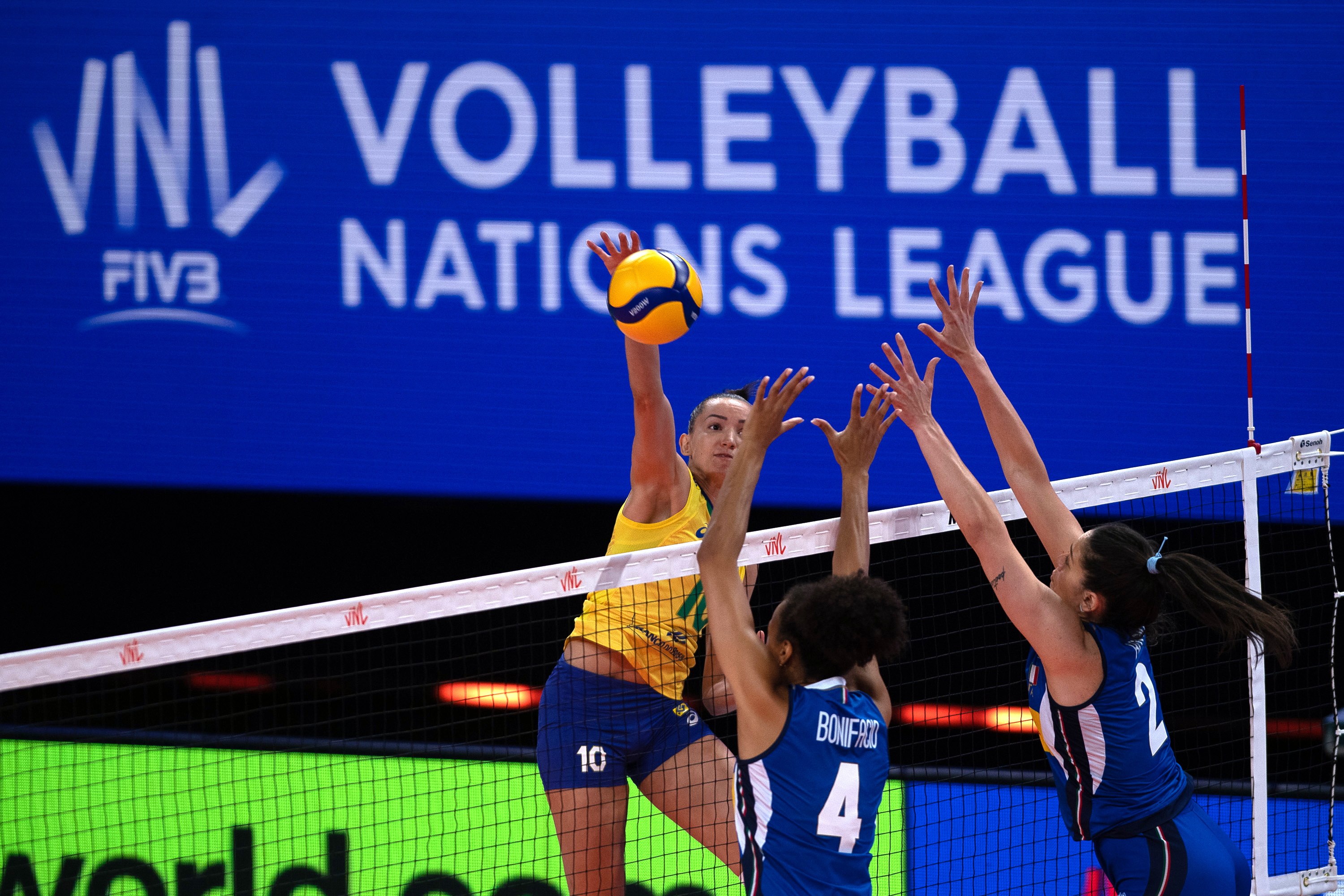 Italy v Brazil Continental champs of Europe and South America collide volleyballworld