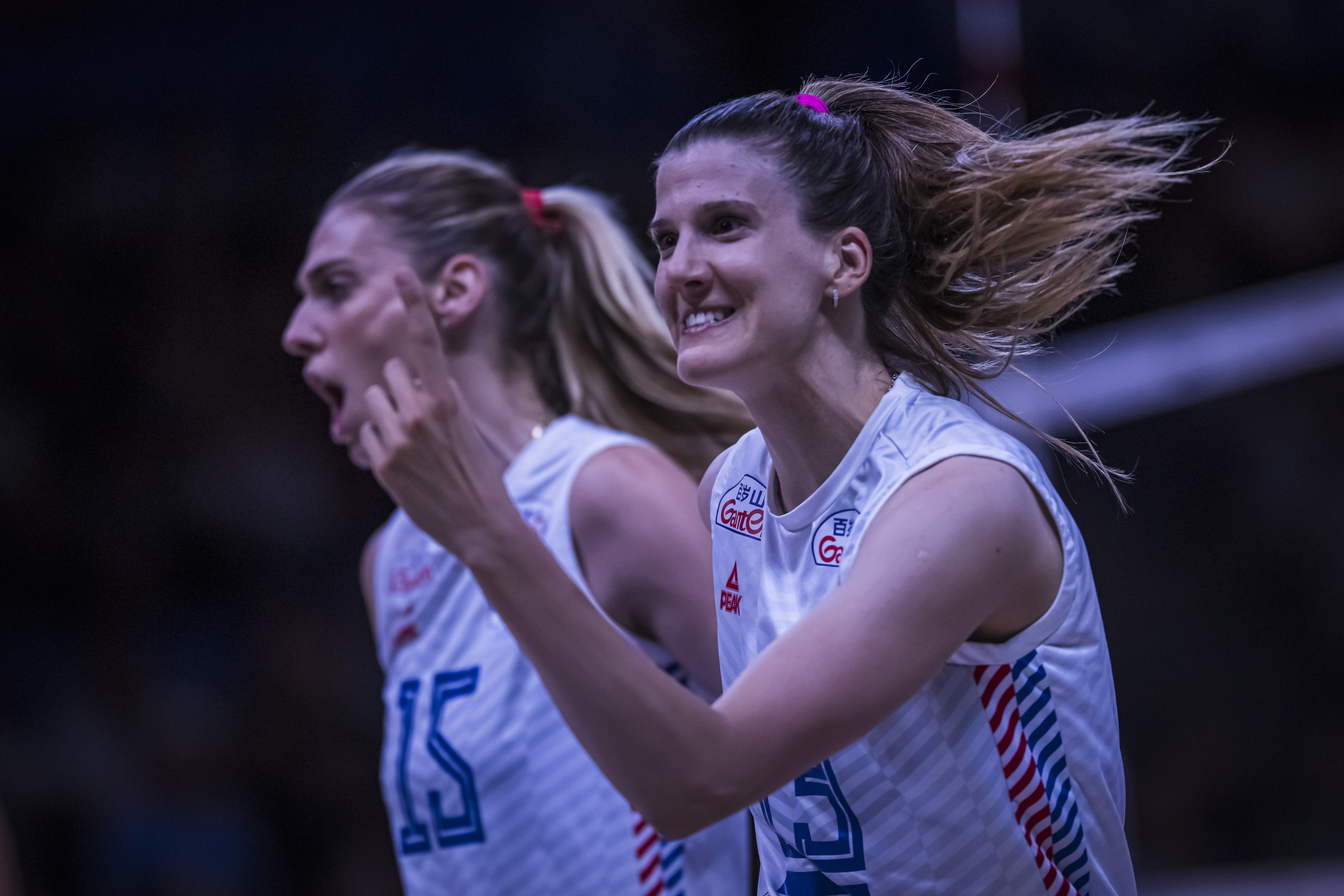 Serbia dethrone USA to face Brazil in VNL semis volleyballworld
