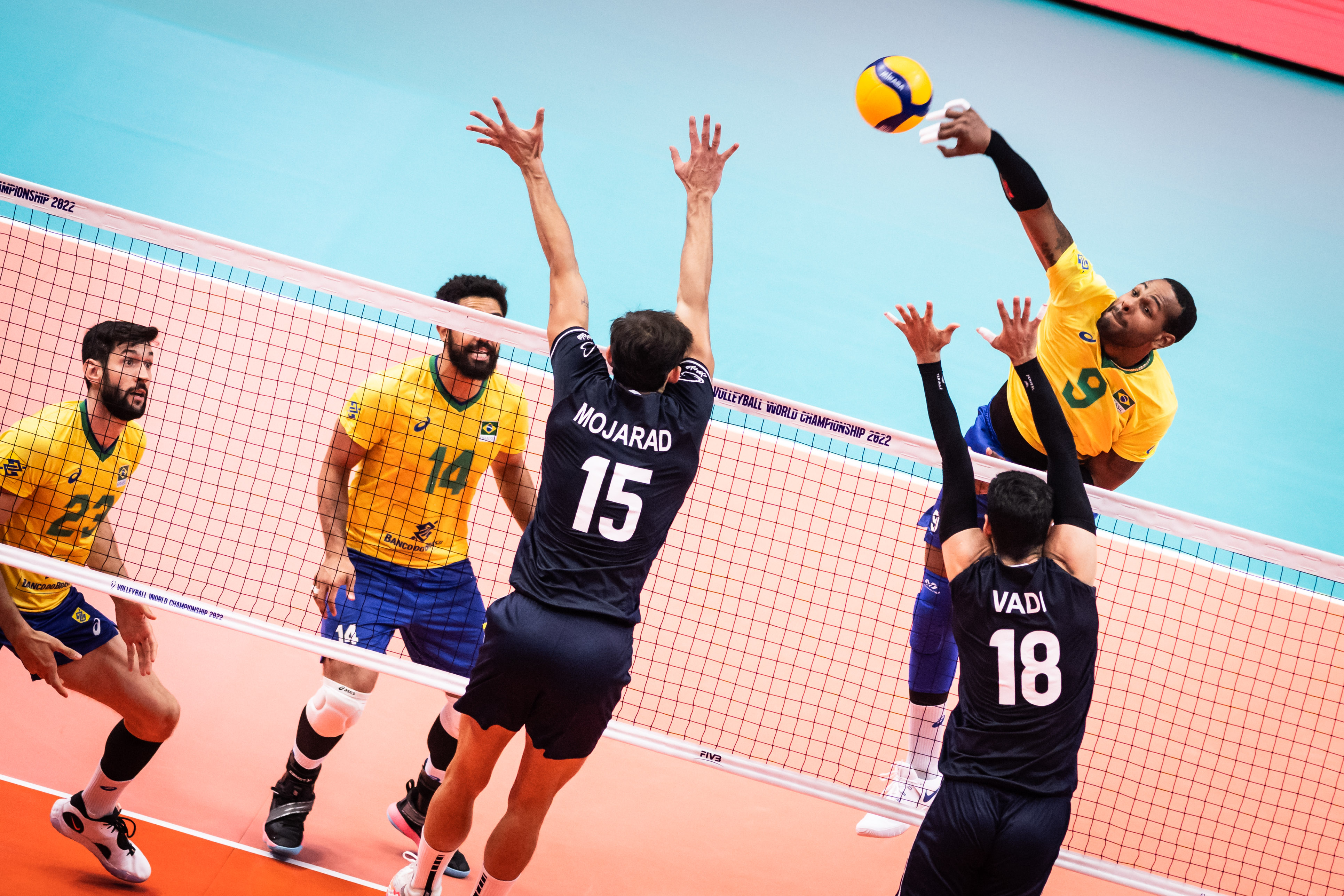 Brazil shut out Iran to snatch last quarterfinal spot volleyballworld