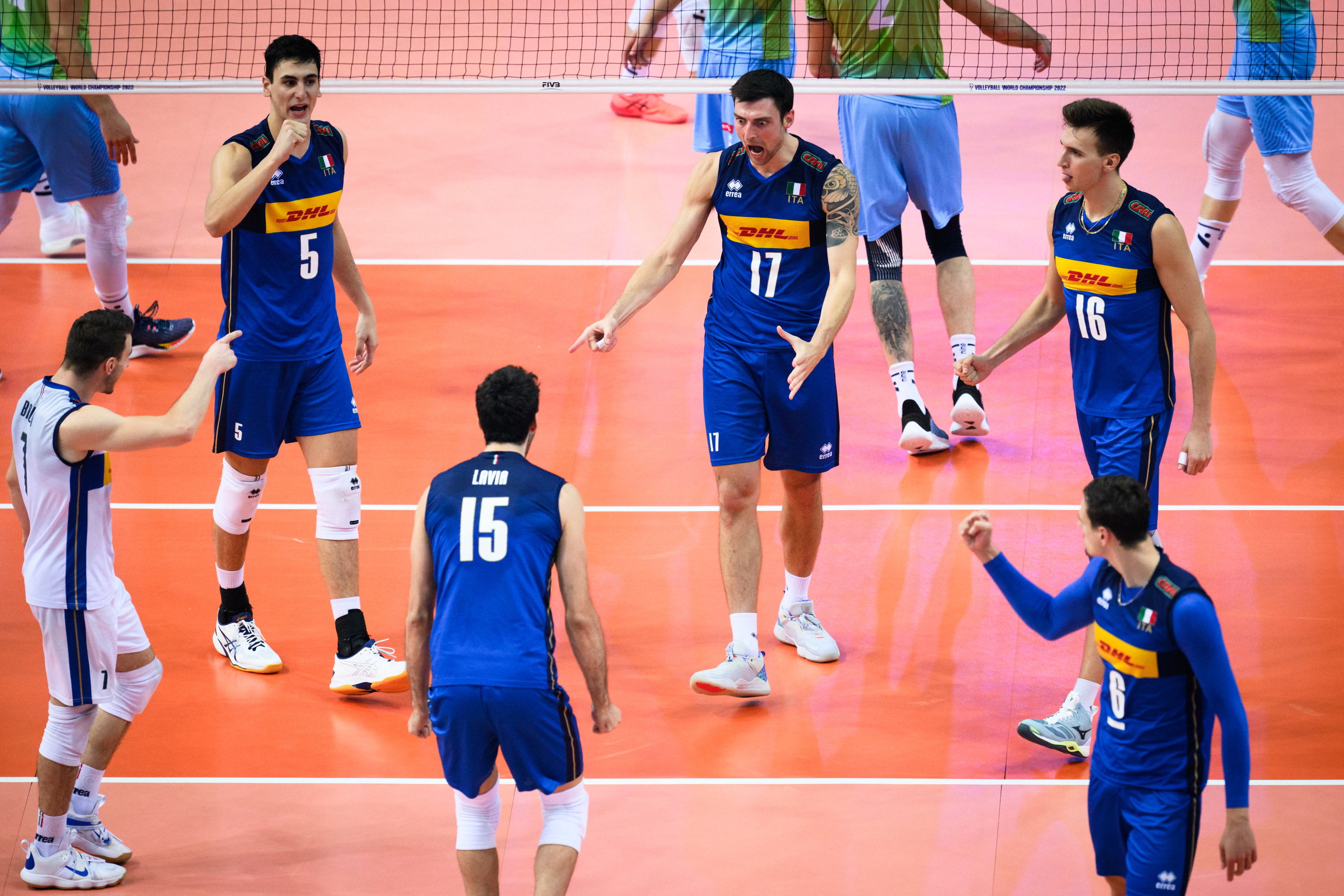 Italy dominate Slovenia on their way to the final volleyballworld