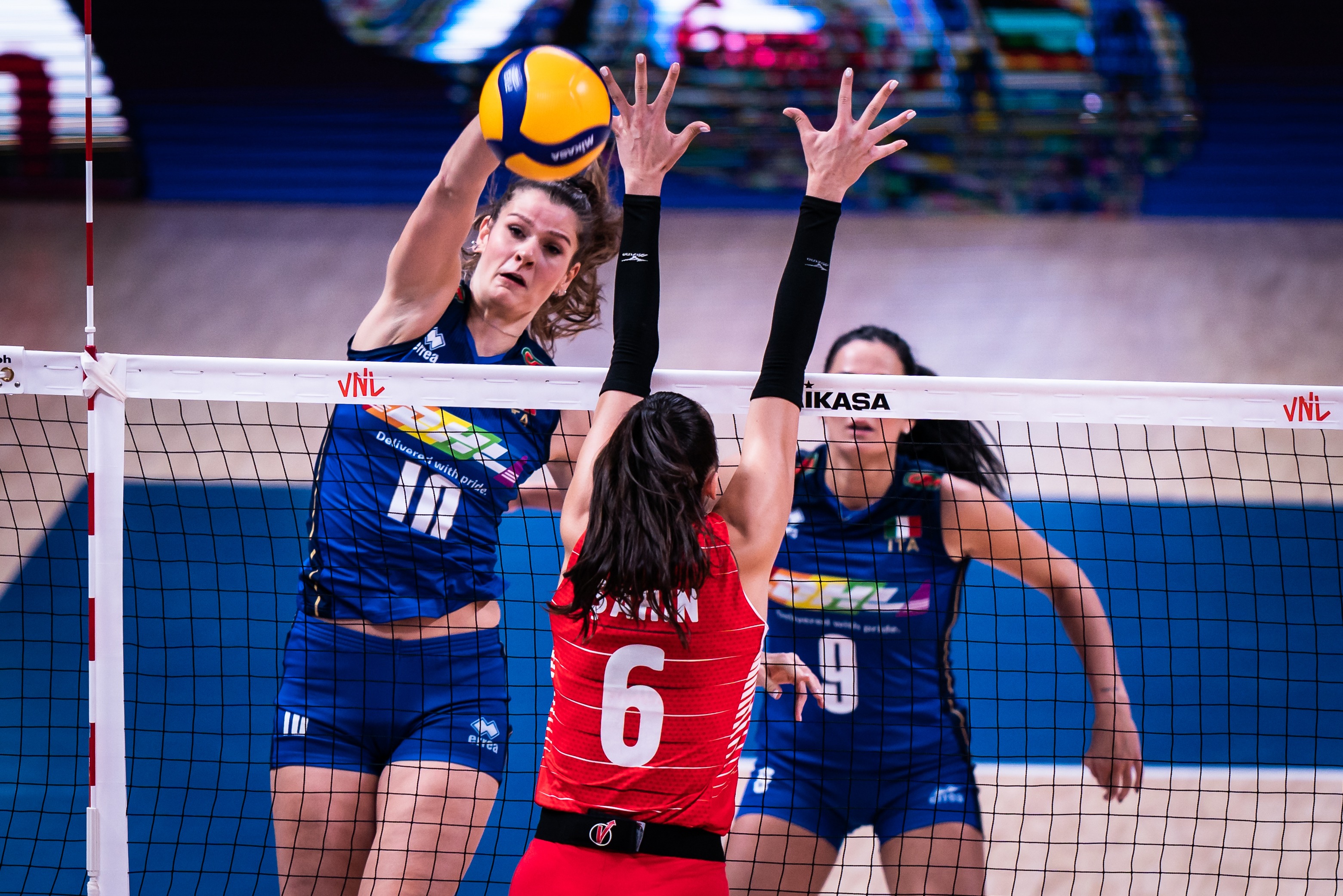 Italy Aim For World Championship Double Volleyballworld