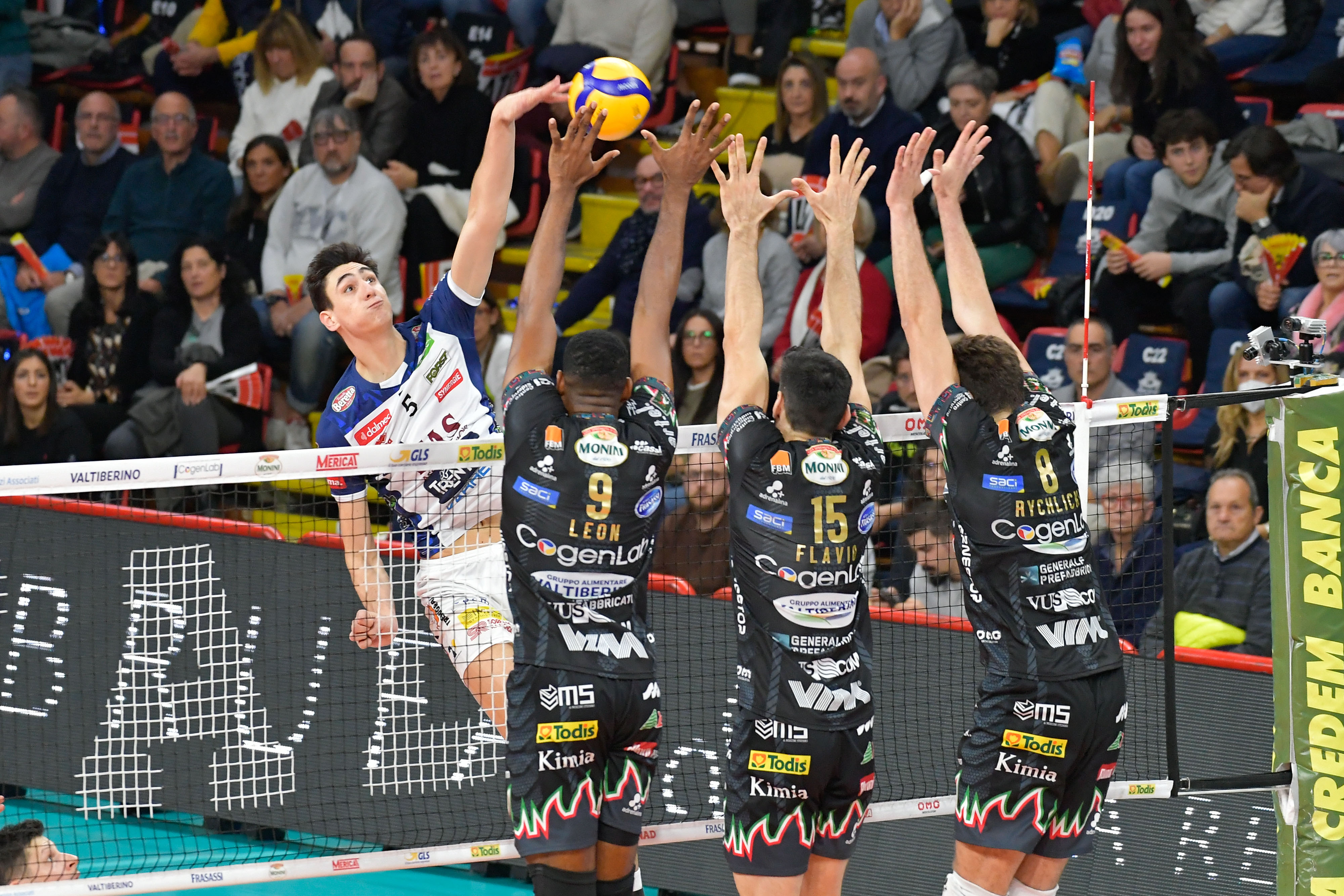 Perugia overpower Trentino as Club World Champs approach volleyballworld