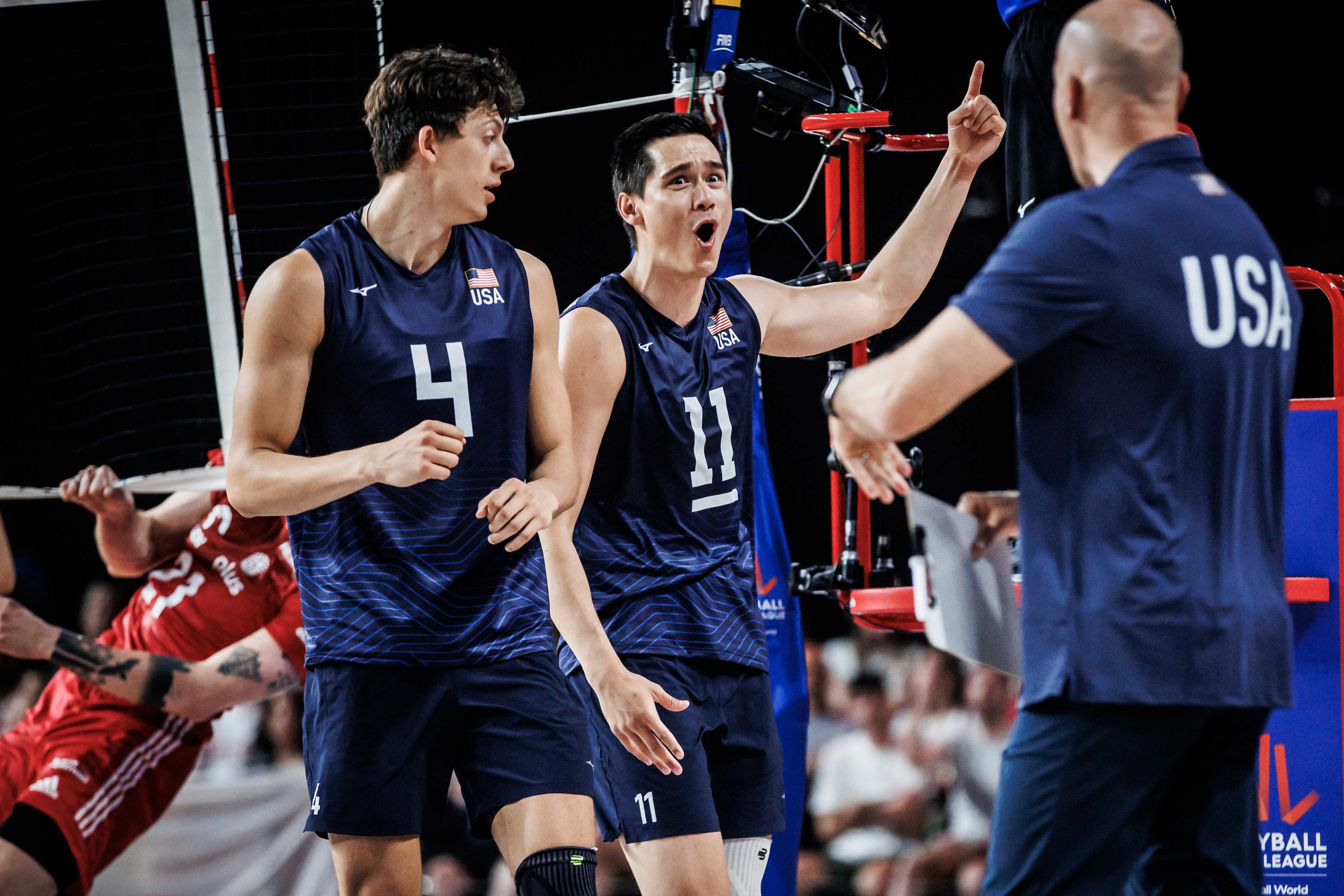 USA sweep Poland and get one step closer to the top volleyballworld