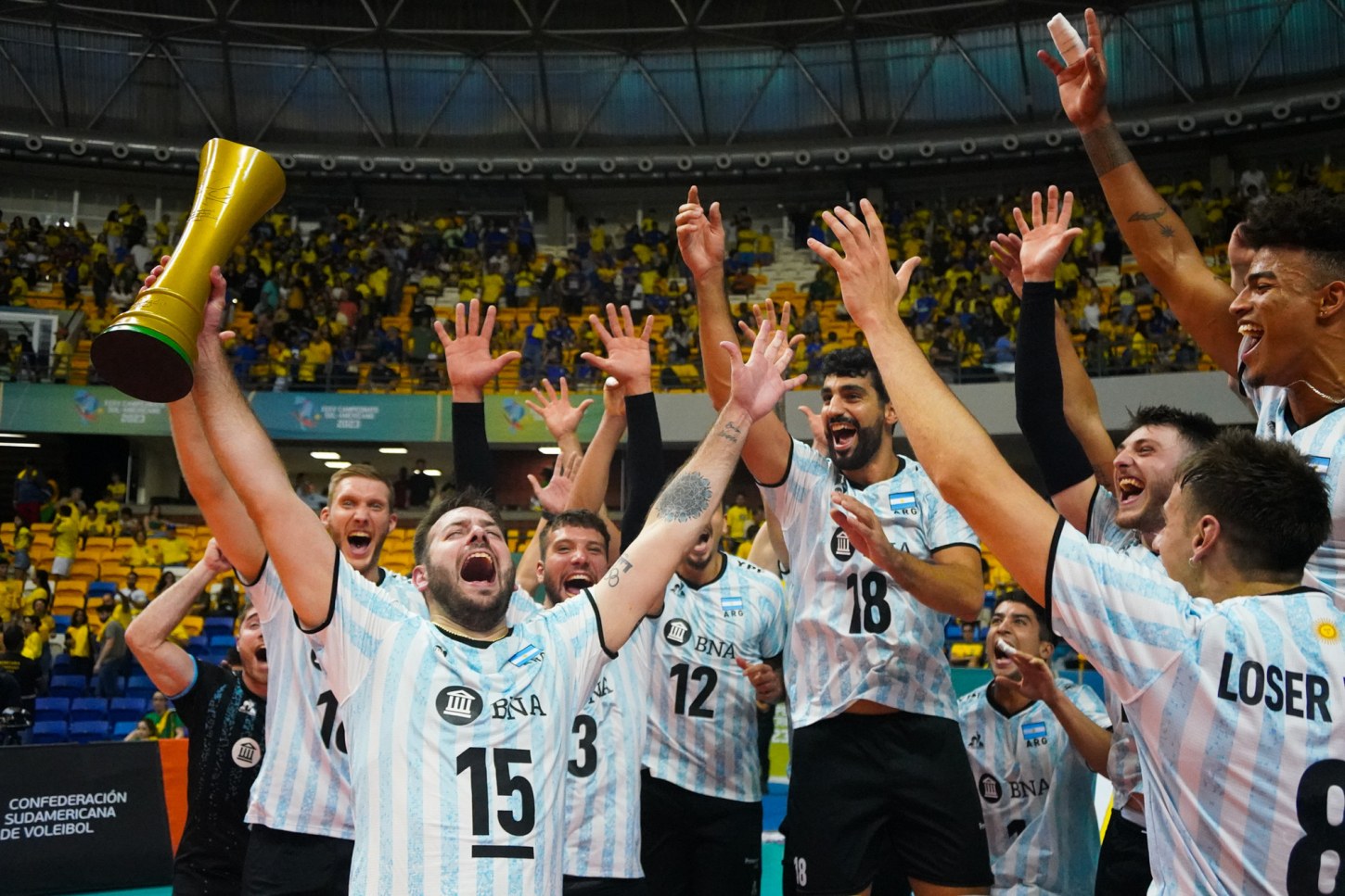 Mire los - CSV - Confederación Sudamericana de Voleibol