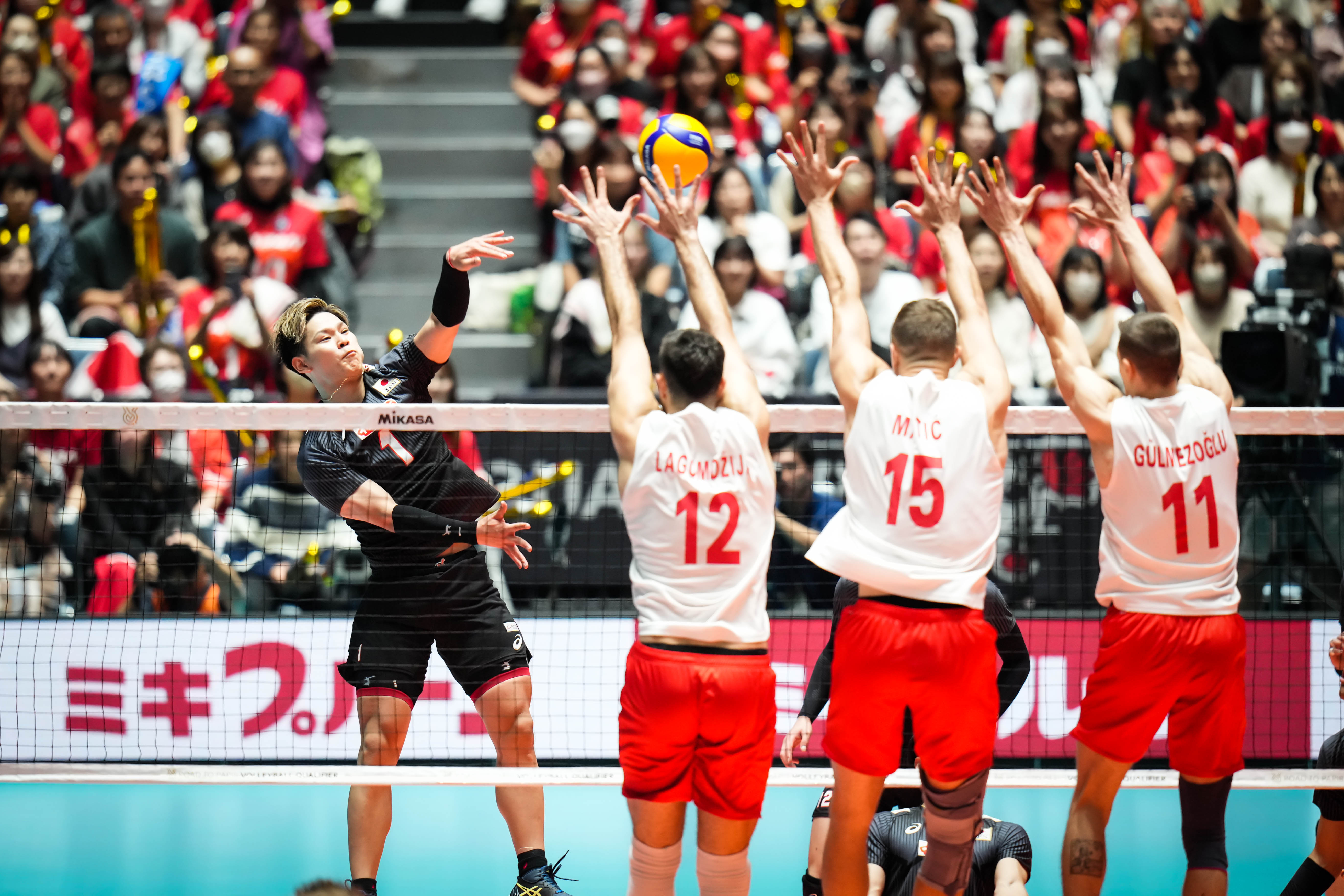 Japan, Serbia pick up speed in Tokyo | volleyballworld.com
