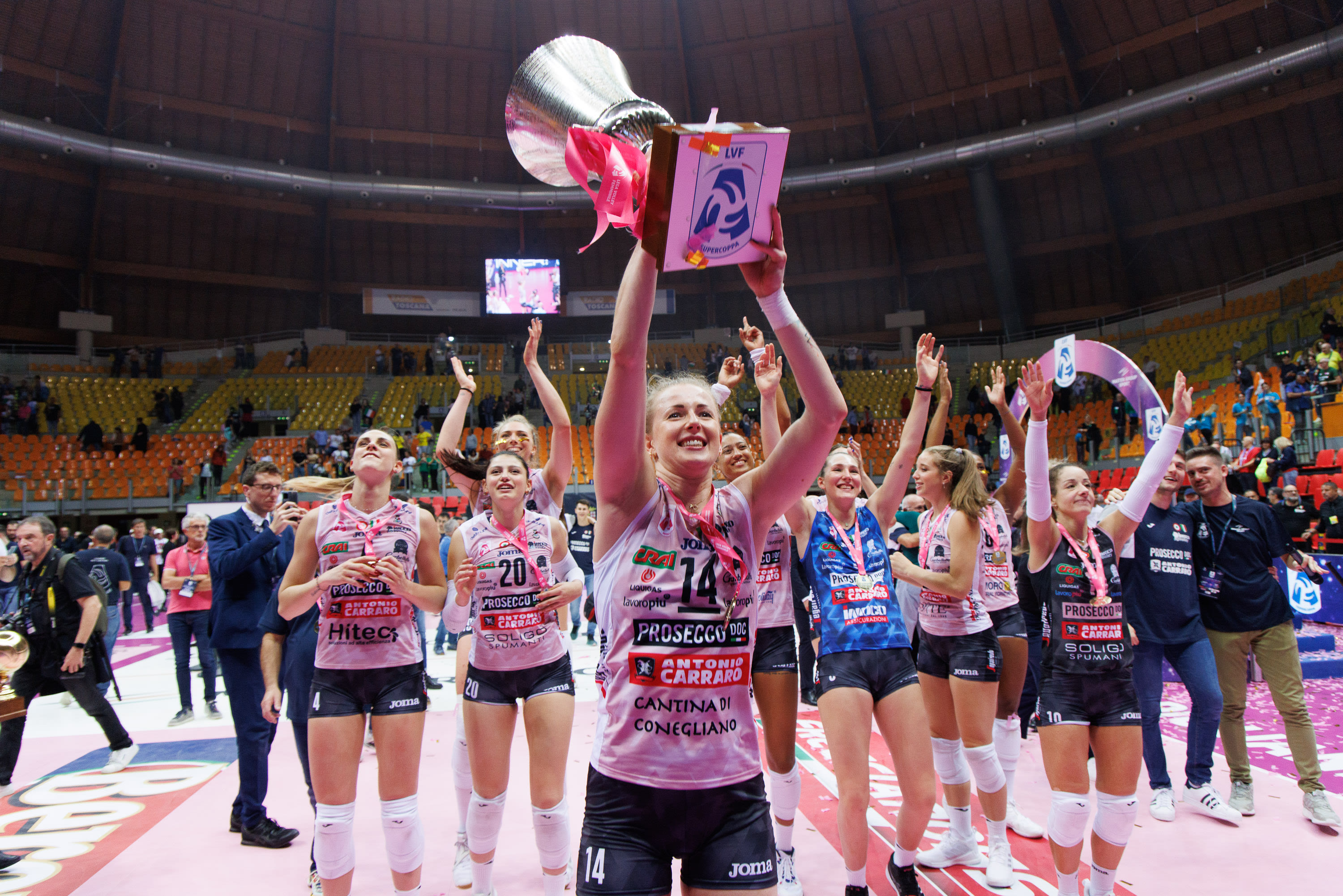 Brilliant Wołosz helps Imoco retain Supercoppa title | volleyballworld.com