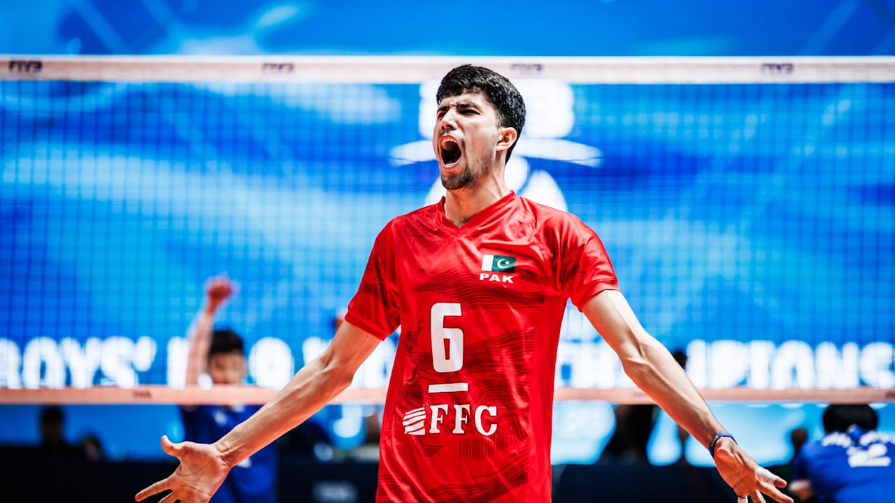 Muhammad Yahya celebrating a point at U19 World Championship