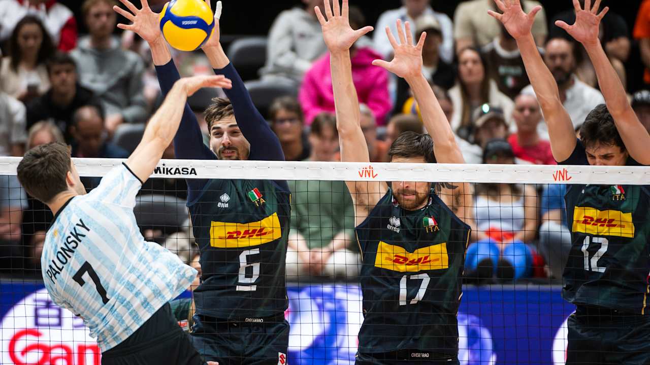 Argentina (ARG) vs. Italy (ITA) men - Pool 1 - Preliminary Phase